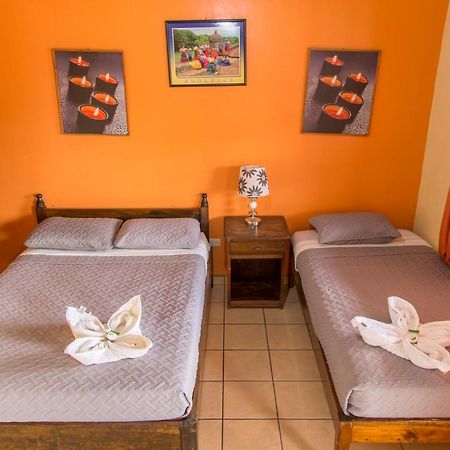 Copán Berakah B&B- Central Park المظهر الخارجي الصورة
