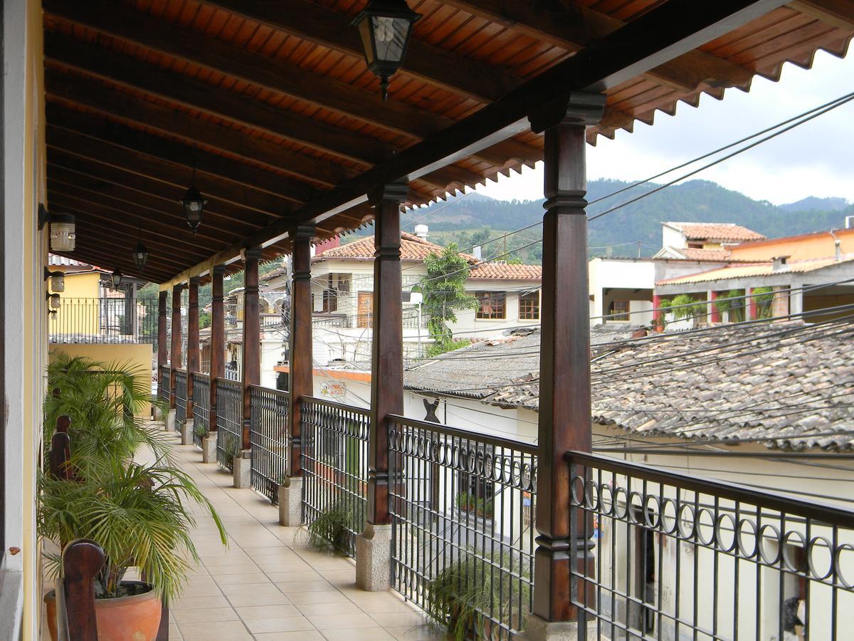 Copán Berakah B&B- Central Park المظهر الخارجي الصورة