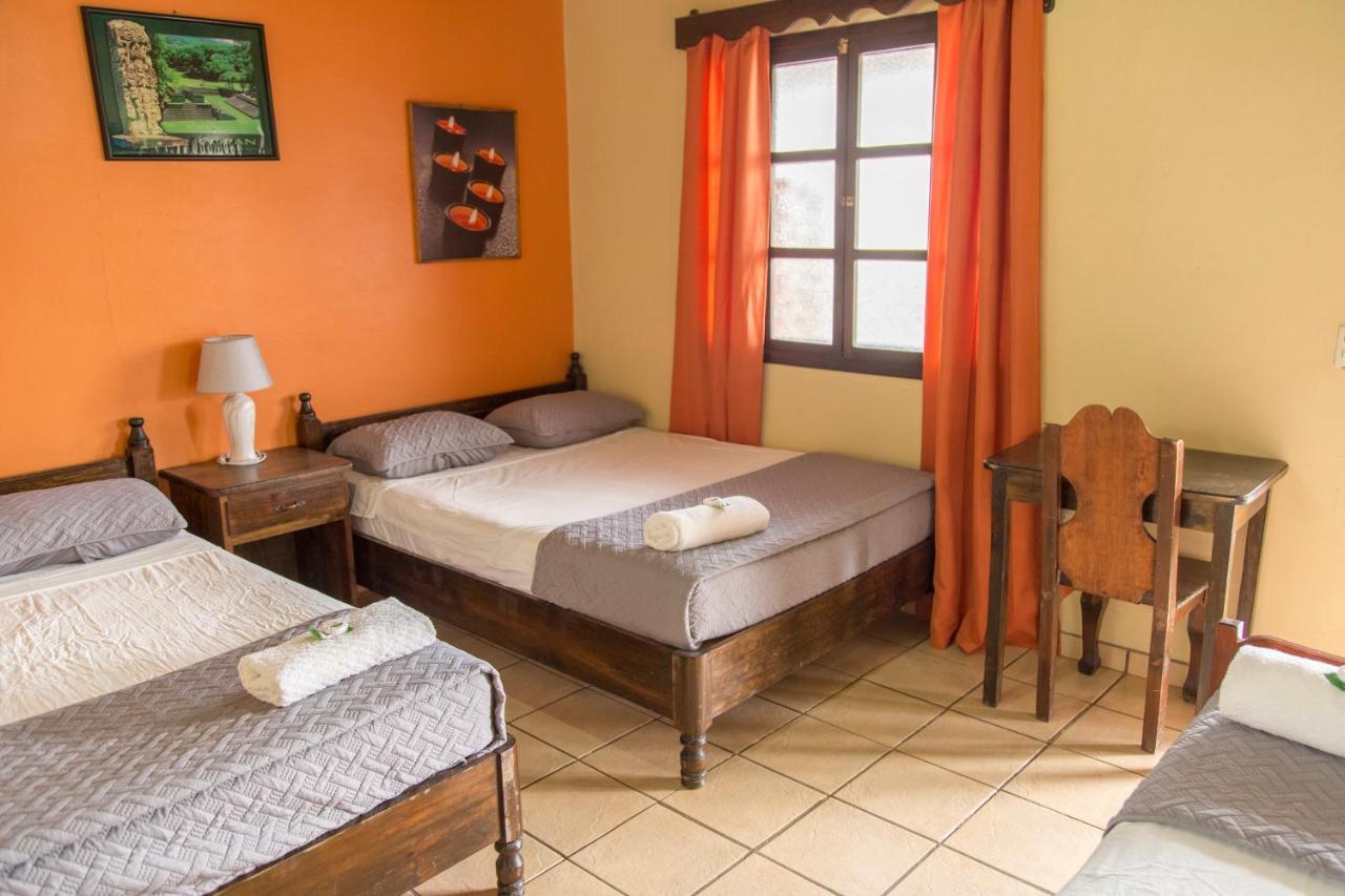 Copán Berakah B&B- Central Park المظهر الخارجي الصورة