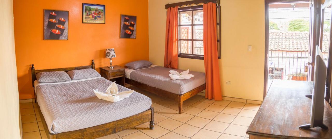 Copán Berakah B&B- Central Park المظهر الخارجي الصورة